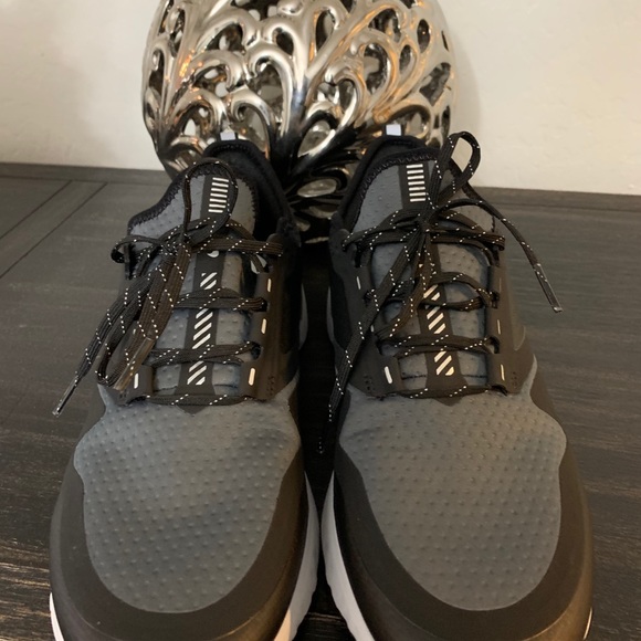 Nike Air Zoom Pegasus 36 Shield - Picture 3 of 5